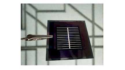 Tandem Perovskites on Silicon: Canadian technology from WattByWatt tested by CEA