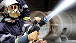 Batteries lithium-ion stationnaires : sécurité incendie